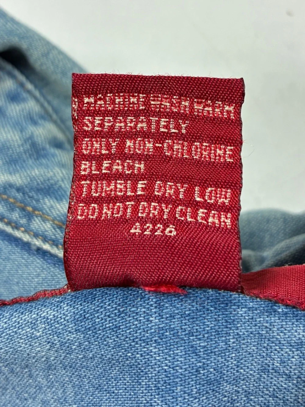 Banana Republic Denim Vintage Chambray Button Up Thrashed Shirt